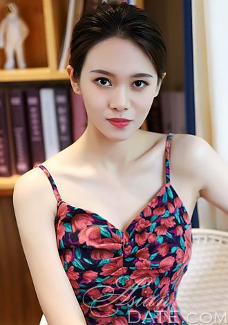 Gorgeous profiles only: China member member Wen from Qingdao