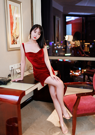 Hundreds of gorgeous pictures: Biyu, Asian profile for romantic companionship