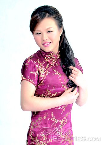 Welcome to our photo gallery! Take a look at hot Thai girl Wenjing