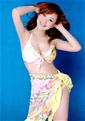 Hundreds of beauties: Lei, Asian bride in bikini