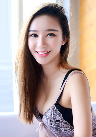 Most gorgeous profiles: Asian member Xinhui from Shenzhen