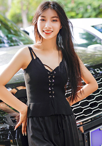 Gorgeous member profiles: Thai dating partner Chiting from Guilin