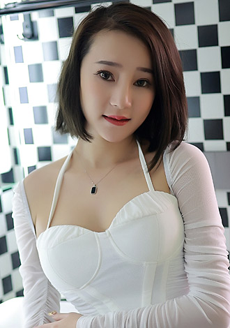 Most gorgeous profiles: meet Asian Member Guizhen from Shanghai
